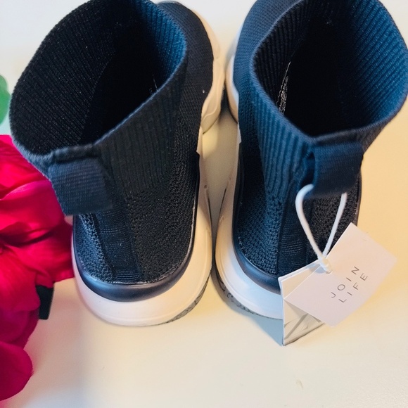 ZARA Sock-Style Sneakers - size 33 - Picture 4 of 4